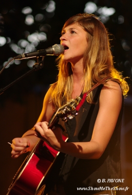 Claire Denamur (Festival Pause Guitare 2009 : jour 4)